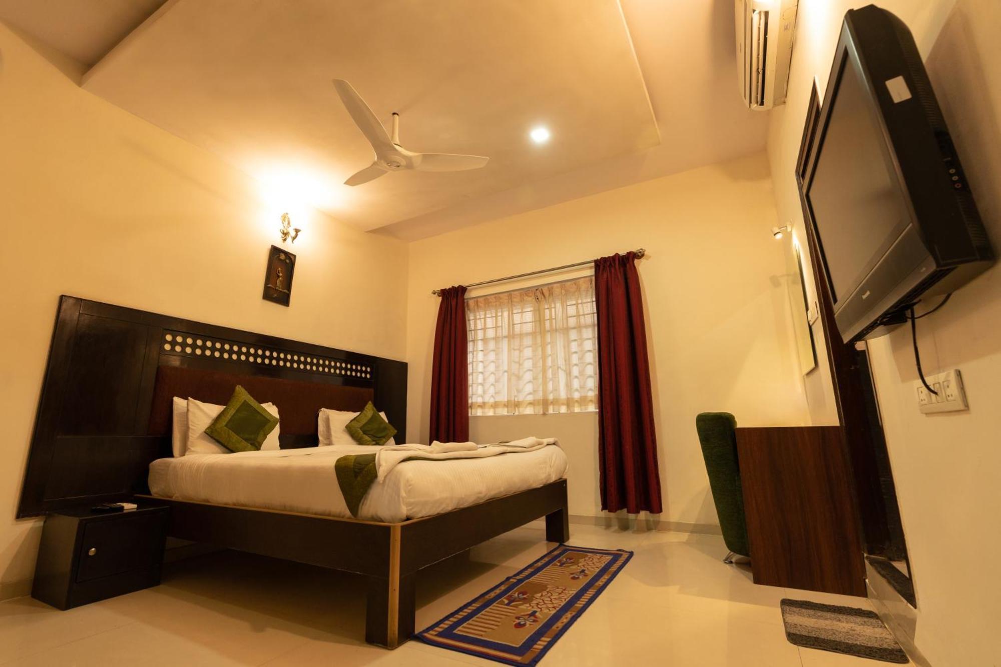 Seasons Suites Koramangala Bangalore Exterior photo