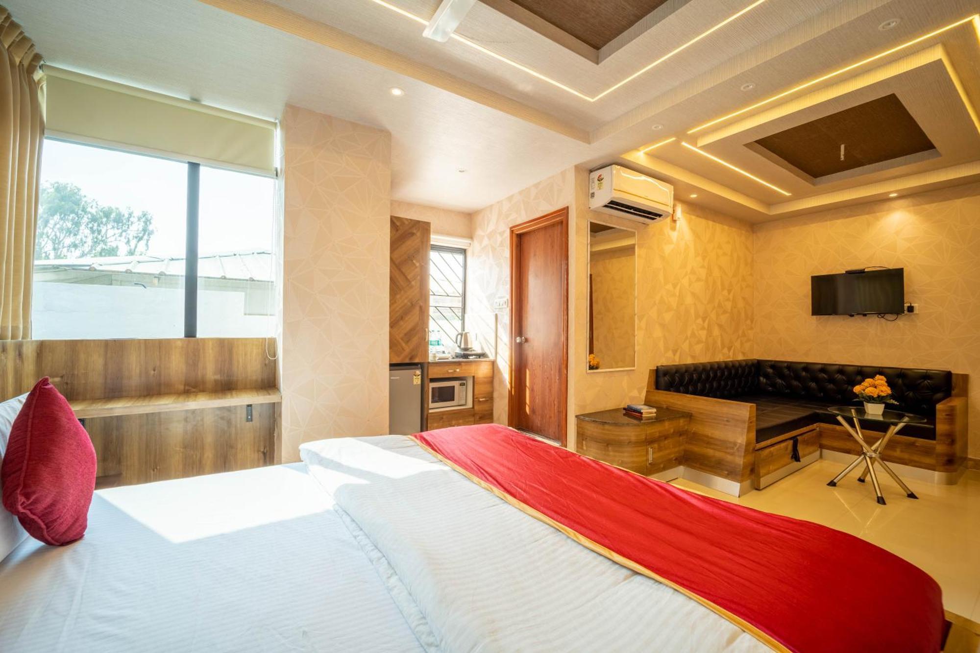 Seasons Suites Koramangala Bangalore Exterior photo